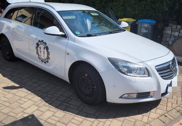Opel Insignia 222.600 km 2.950 &euro; Markranstädt 04420