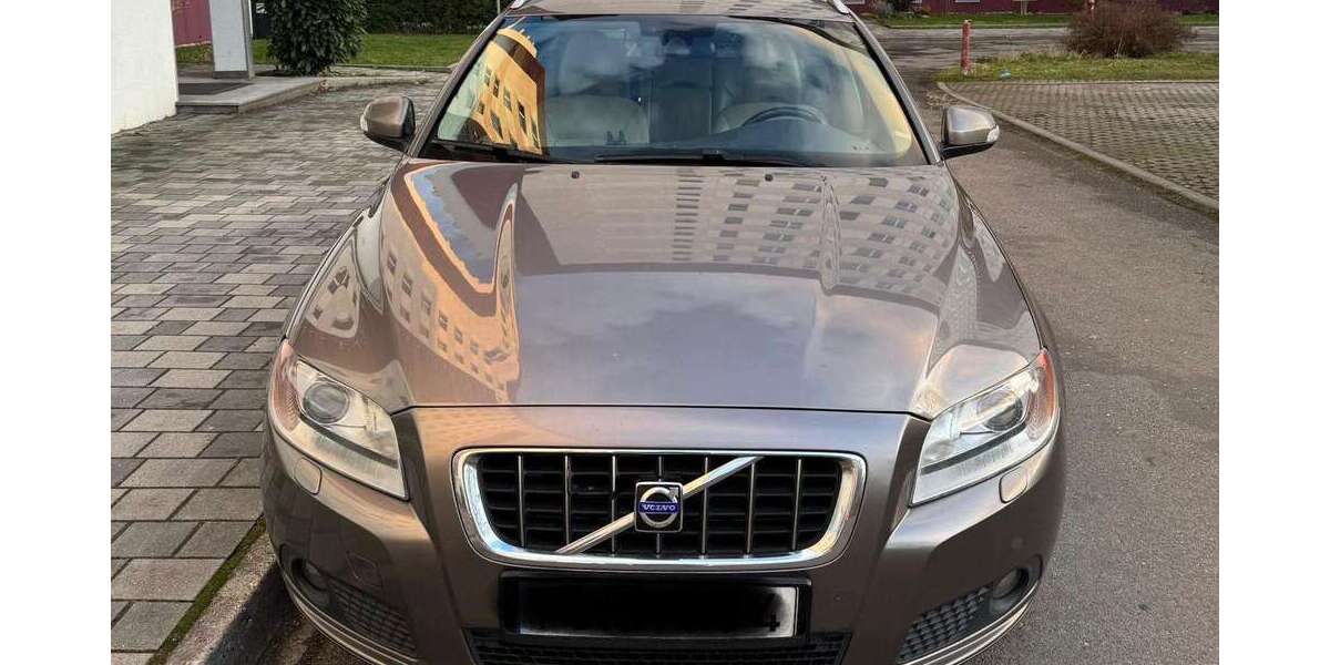 Volvo V70 320.000 km 4.200 &euro; Leipzig 04177