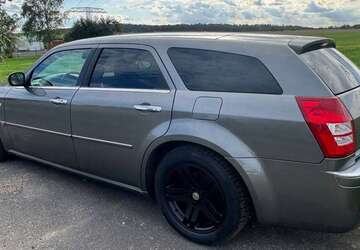 Chrysler 300C 183.000 km 5.900 &euro; Leipzig, Stadt 04317