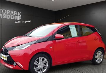 Toyota Aygo (X) 63.801 km 9.470 &euro; Borsdorf bei Leipzig 04451