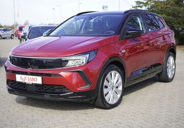 Opel Grandland (X) 26.441 km 21.950 &euro; Brehna 06796