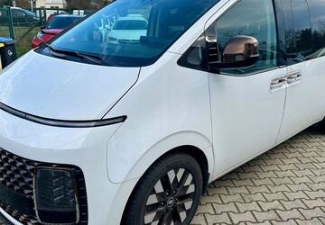 Hyundai STARIA 130.000 km 32.990 &euro; Zwenkau OT Löbschütz 04442