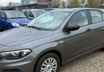 Fiat Tipo 14.951 km 10.898 &euro; Leipzig 04179