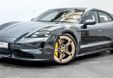 Porsche Taycan 6.300 km 154.800 &euro; Leipzig 04356
