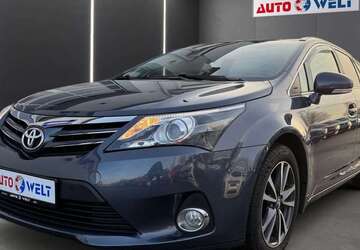 Toyota Avensis 101.888 km 13.490 &euro; Sandersdorf-Brehna 06796