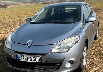 Renault Megane 121.100 km 2.950 &euro; Leipzig 04103