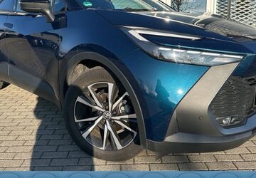 Toyota C-HR 7.924 km 27.970 &euro; Delitzsch 04509