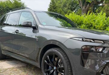 BMW X7 4.900 km 98.300 &euro; Leipzig 04328