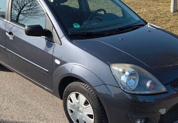 Ford Fiesta 90.000 km 2.550 &euro; Taucha 04425