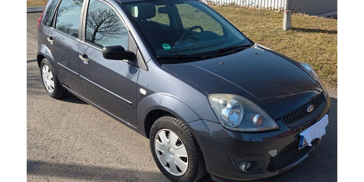 Ford Fiesta 90.000 km 2.550 &euro; Taucha 04425