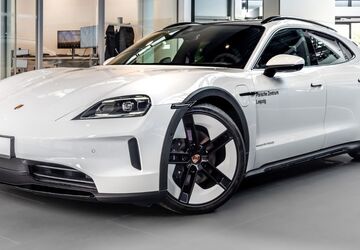 Porsche Taycan 9.900 km 109.800 &euro; Leipzig 04356