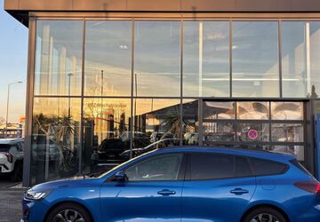 Ford Focus 11.830 km 23.990 &euro; Leipzig 04316