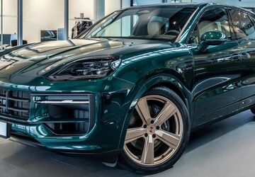 Porsche Cayenne 8.900 km 132.868 &euro; Leipzig 04356