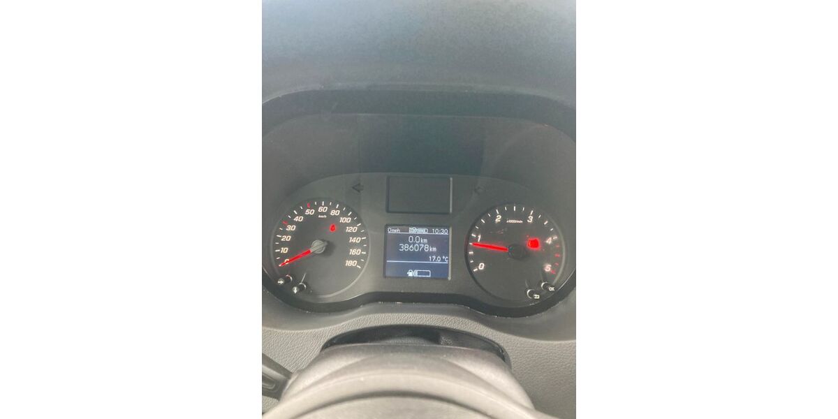 Mercedes-Benz Sprinter 389.100 km 16.900 &euro; Leipzig 04129