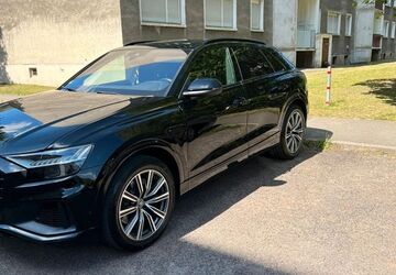Audi Q8 143.000 km 43.000 &euro; Borna 04552