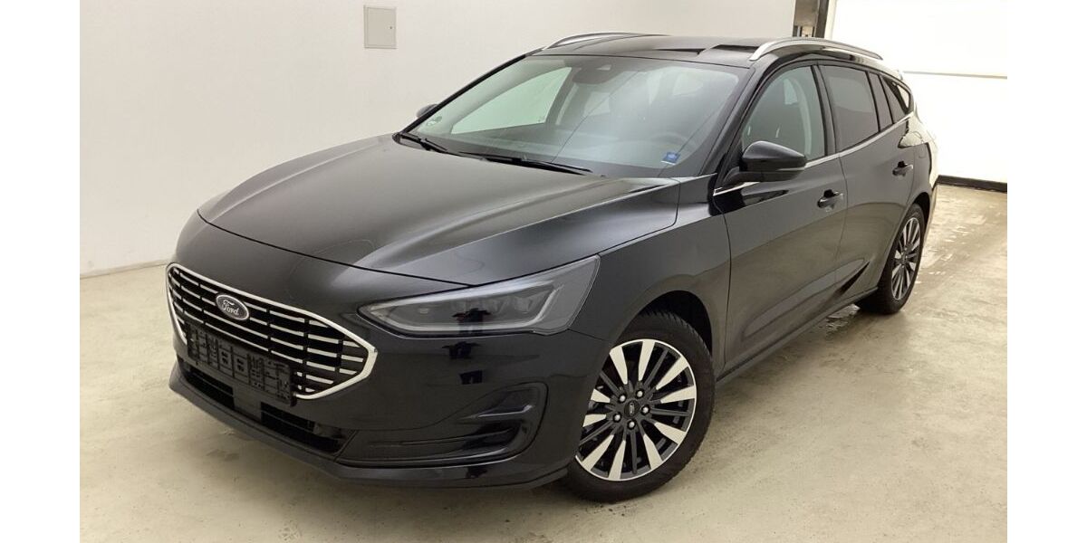 Ford Focus 5.404 km 23.790 &euro; Leipzig 04179