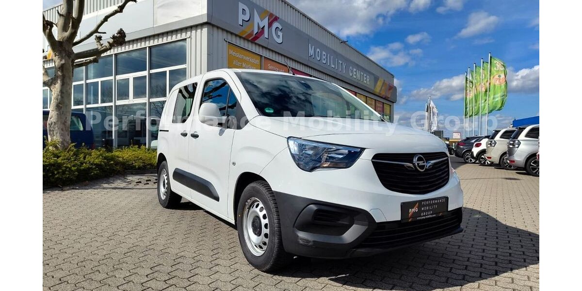 Opel Combo 115.200 km 8.990 &euro; Delitzsch 04509