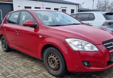 Kia ceed / Ceed 199.999 km 1.990 &euro; Leipzig 04179