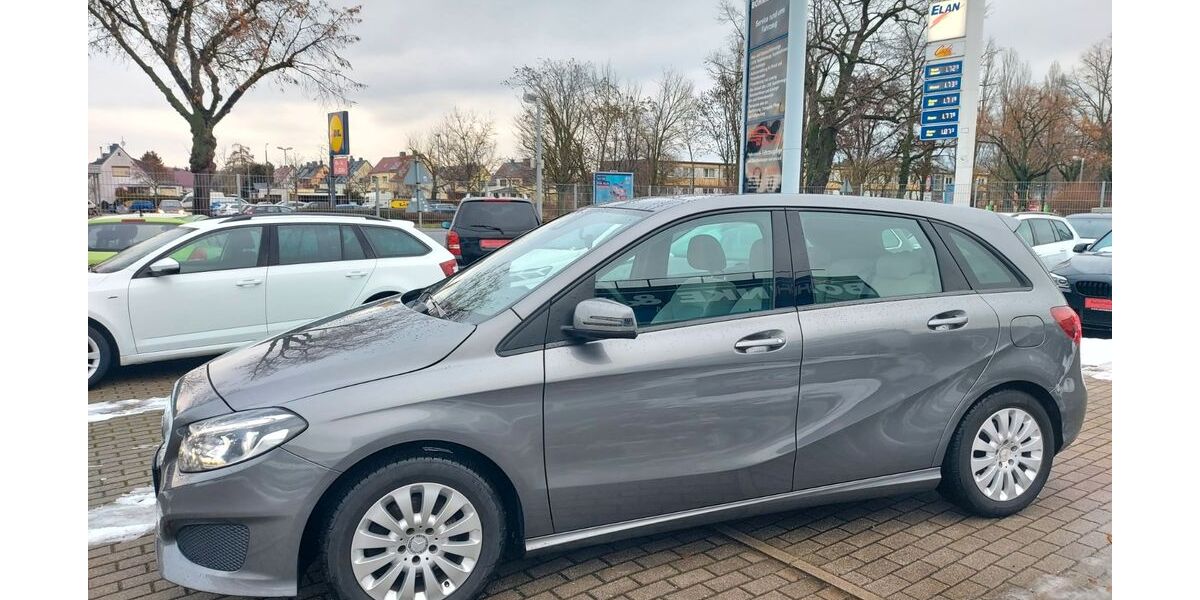 Mercedes-Benz B 200 135.717 km 12.499 &euro; Leipzig 04328