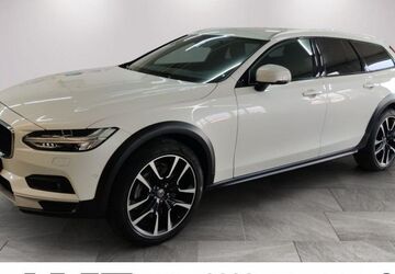 Volvo V90 Cross Country 42.680 km 43.980 &euro; Borna 04552