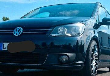 VW Touran 181.200 km 5.700 &euro; Leipzig 04357