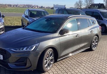 Ford Focus 8.900 km 24.400 &euro; Delitzsch 04509