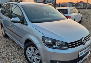VW Touran 147.800 km 9.750 &euro; Leipzig 04179