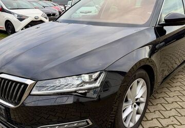 Skoda Superb 170.000 km 20.230 &euro; Zwenkau OT Löbschütz 04442