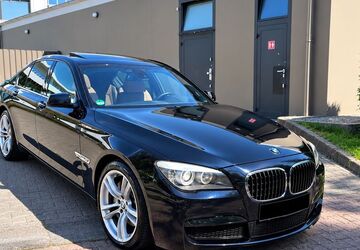 BMW 750 125.000 km 26.490 &euro; Leipzig 04105