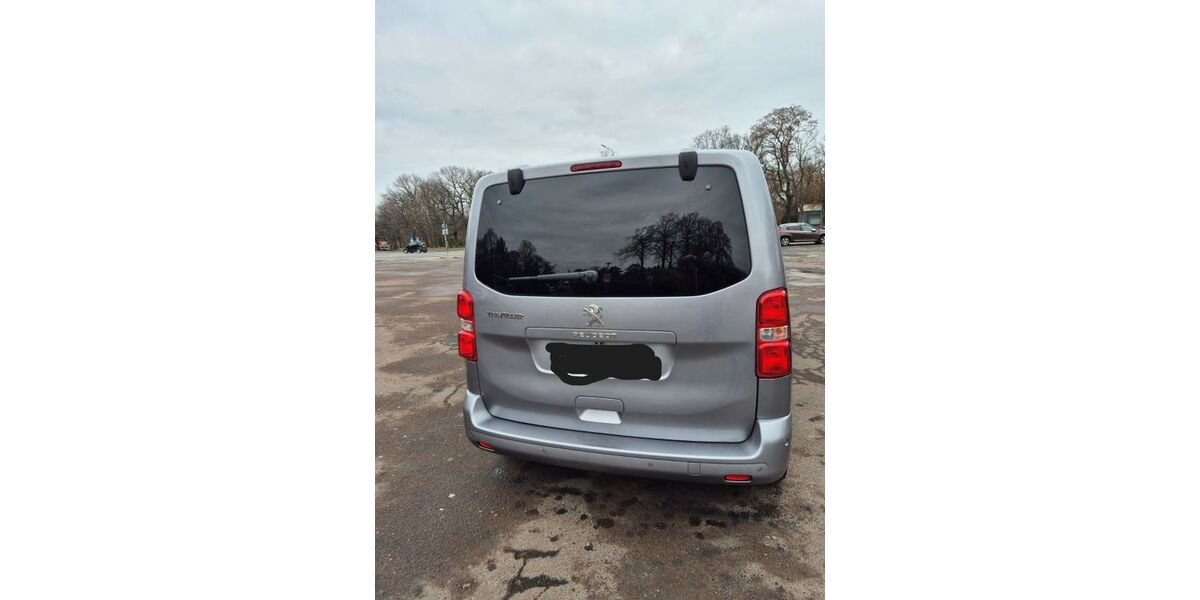 Peugeot Traveller 60.000 km 29.900 &euro; Leipzig 04275