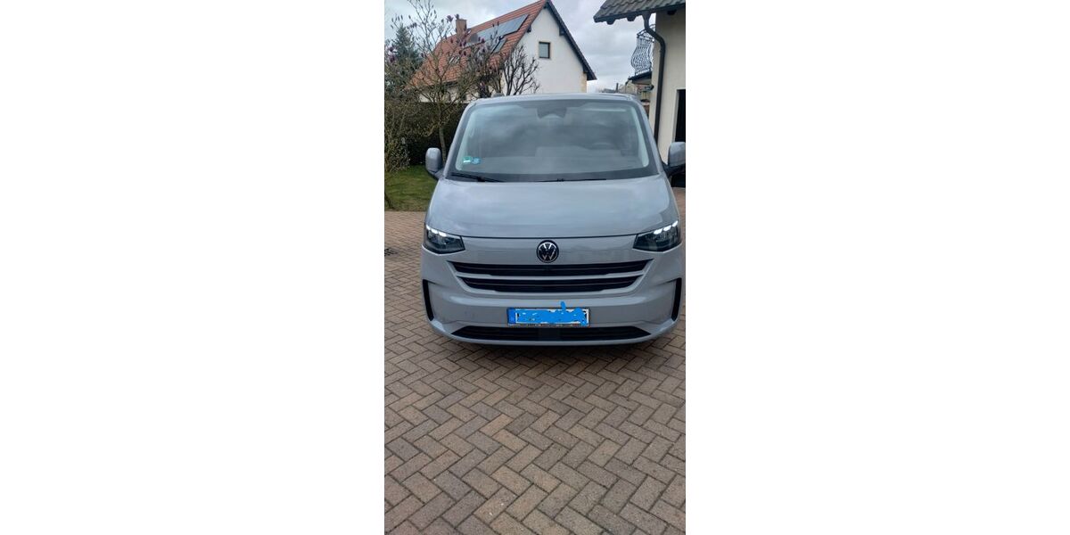 VW T7 Transporter 1.760 km 51.250 &euro; Rötha 04571