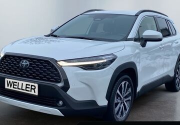 Toyota Corolla Cross 15.333 km 32.290 &euro; Leipzig 04178