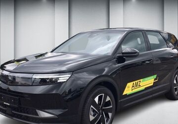 Opel Grandland (X) 1.990 km 32.990 &euro; Leipzig 04179