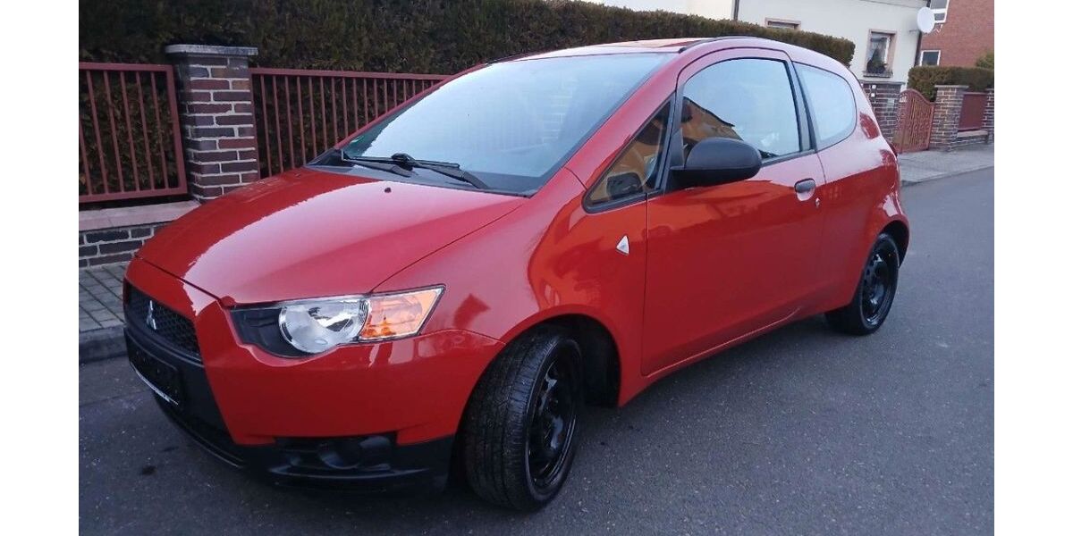 Mitsubishi Colt 45.450 km 3.250 &euro; Kabelsketal 06184