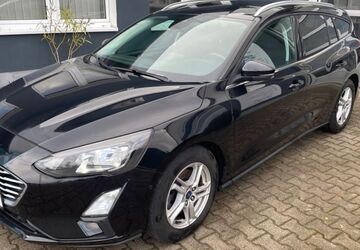 Ford Focus 42.998 km 20.799 &euro; Leuna 06237