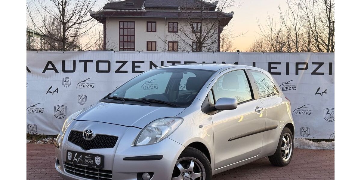 Toyota Yaris 124.951 km 2.480 &euro; Leipzig 04347