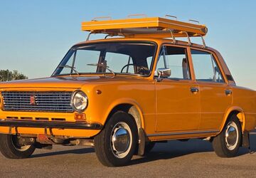 Lada 1200 22.000 km 9.498 &euro; Leipzig 04103