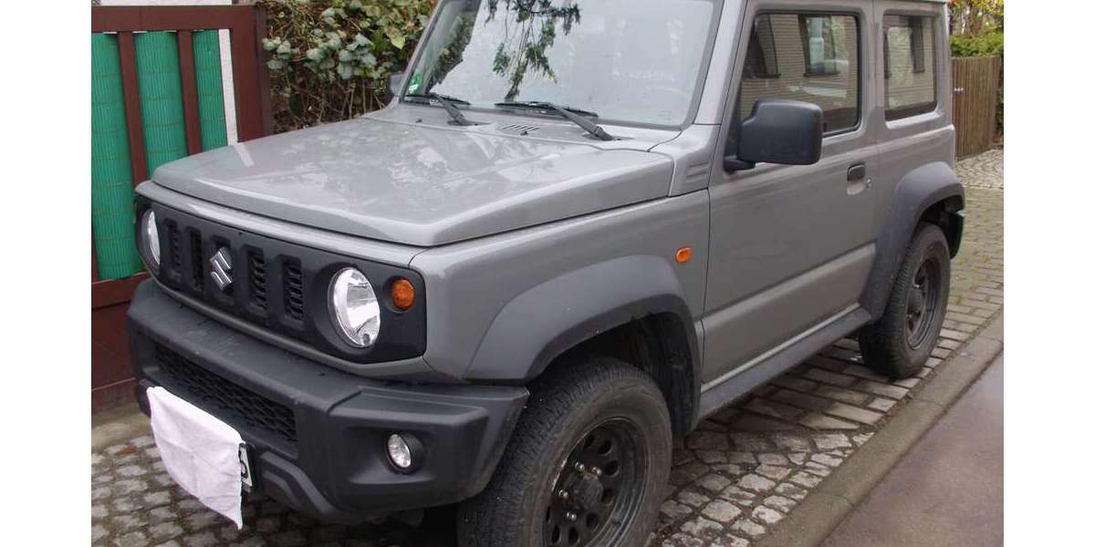 Suzuki Jimny 21.000 km 29.900 &euro; Schkopau 06258