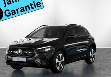 Mercedes-Benz GLA 180 11.681 km 37.399 &euro; Merseburg 06217