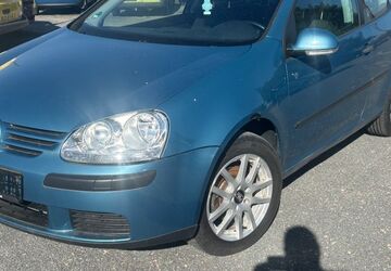 VW Golf 192.000 km 990 &euro; Leuna 06237